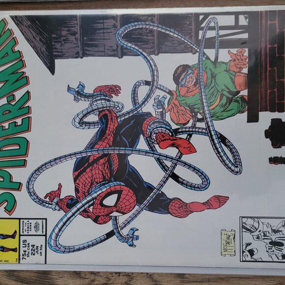 Spider-man comics - Picture 2 of 7